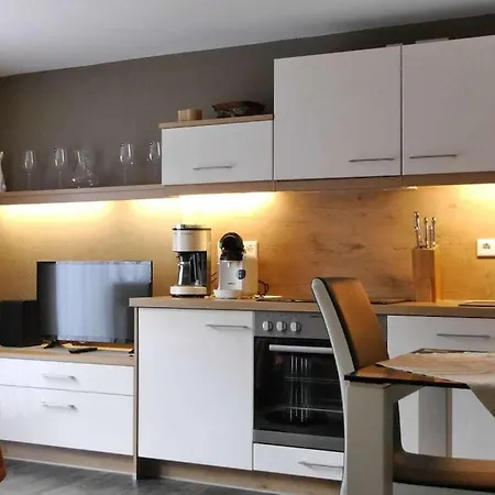 Trube 2 Comfortable Prázdninový dům *